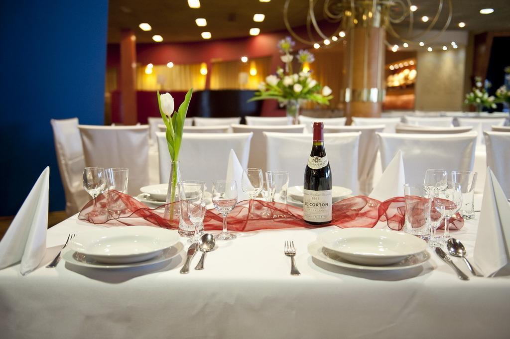 Hotel Aspel Cracovia Esterno foto