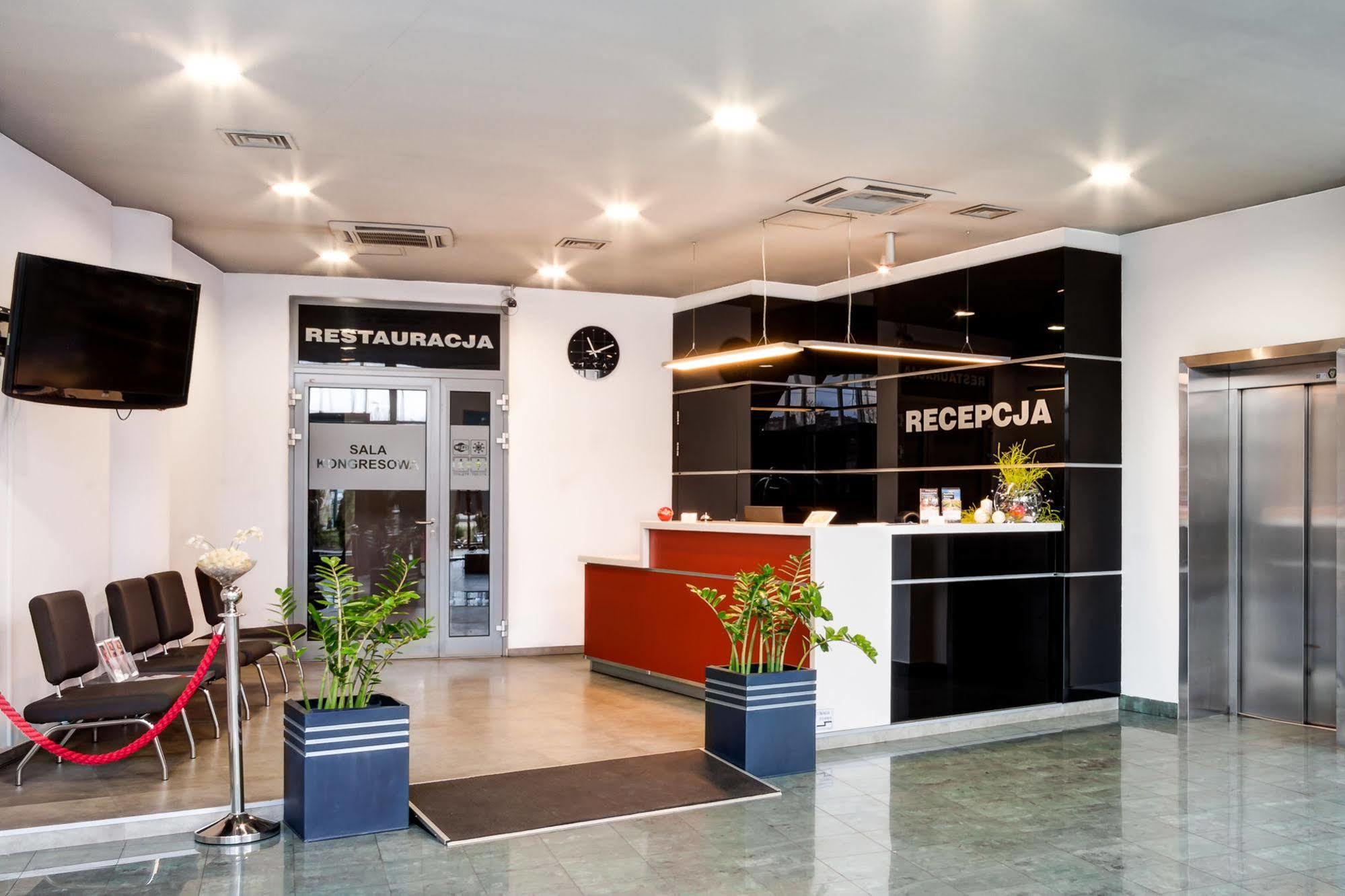 Hotel Aspel Cracovia Esterno foto