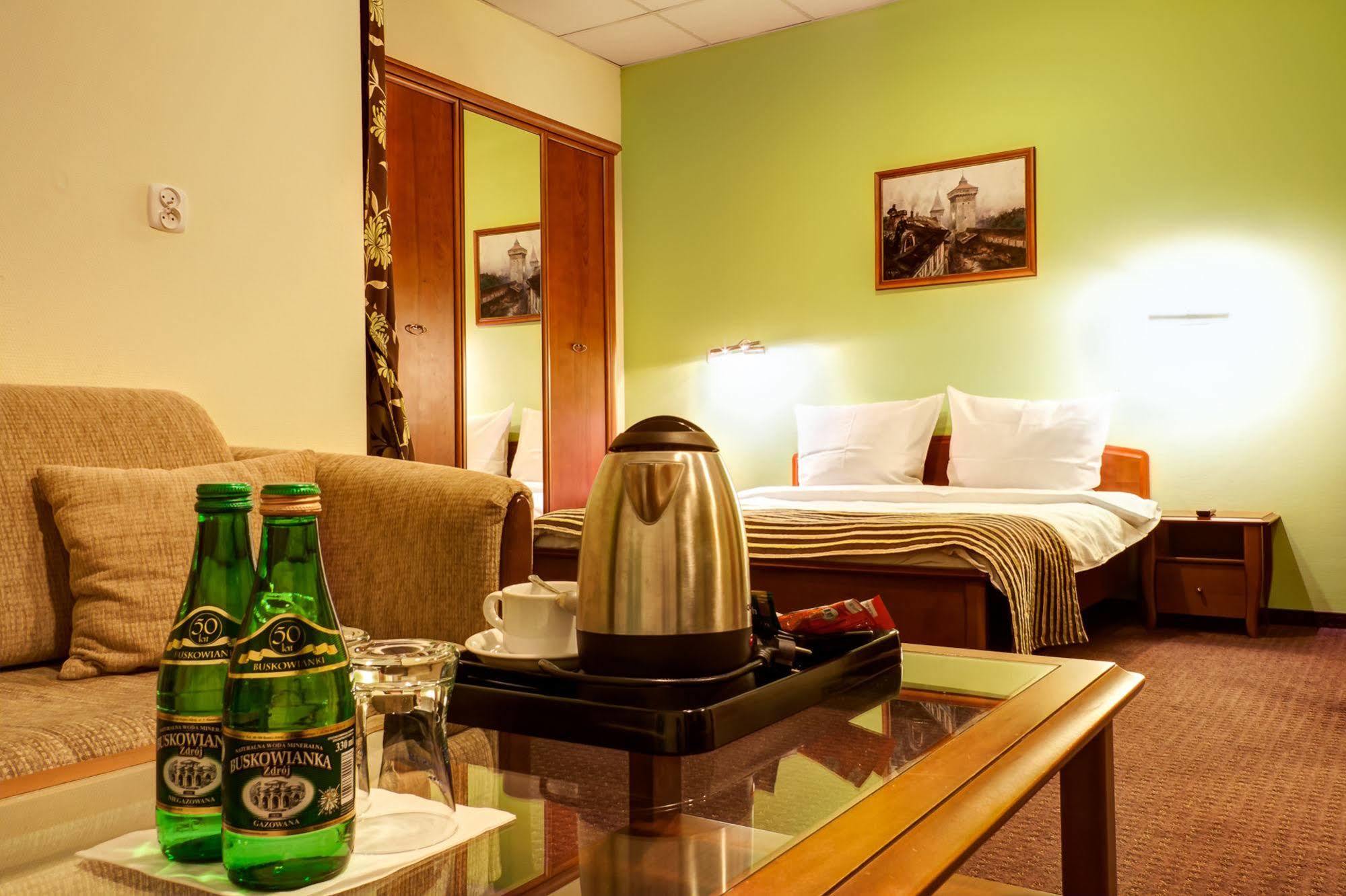 Hotel Aspel Cracovia Esterno foto