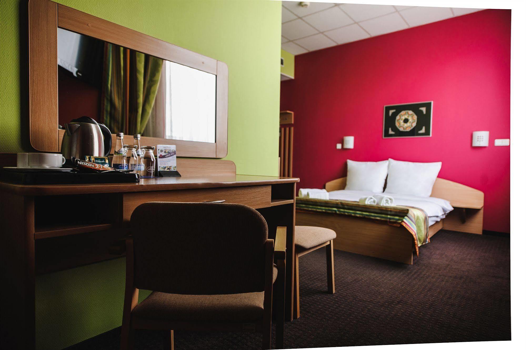 Hotel Aspel Cracovia Esterno foto
