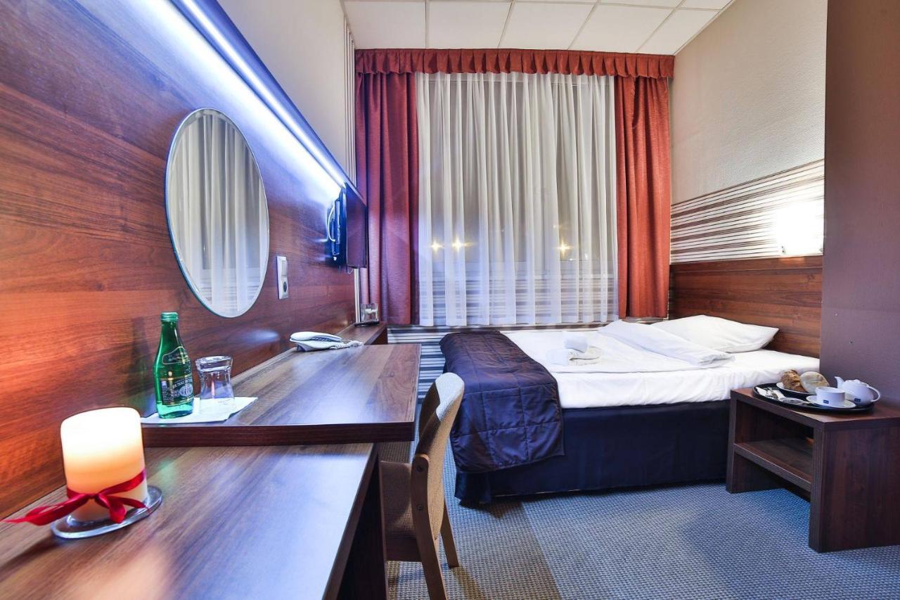 Hotel Aspel Cracovia Esterno foto