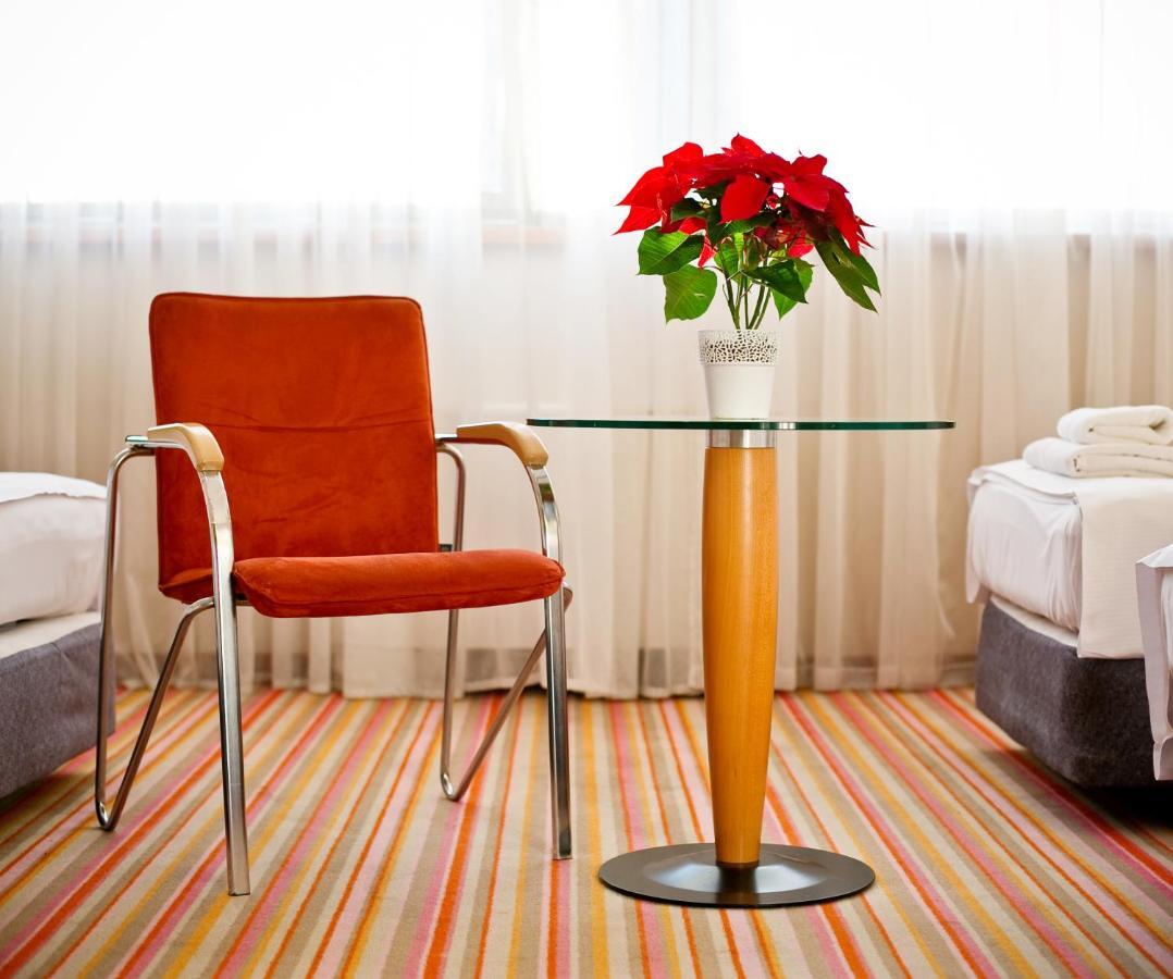 Hotel Aspel Cracovia Esterno foto